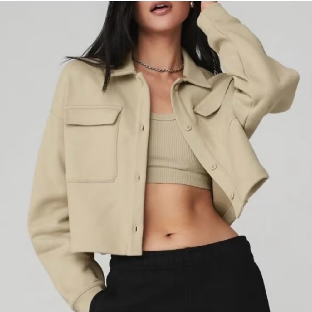 Alo Renown cropped button up khaki cargo sweater pullover Sz M